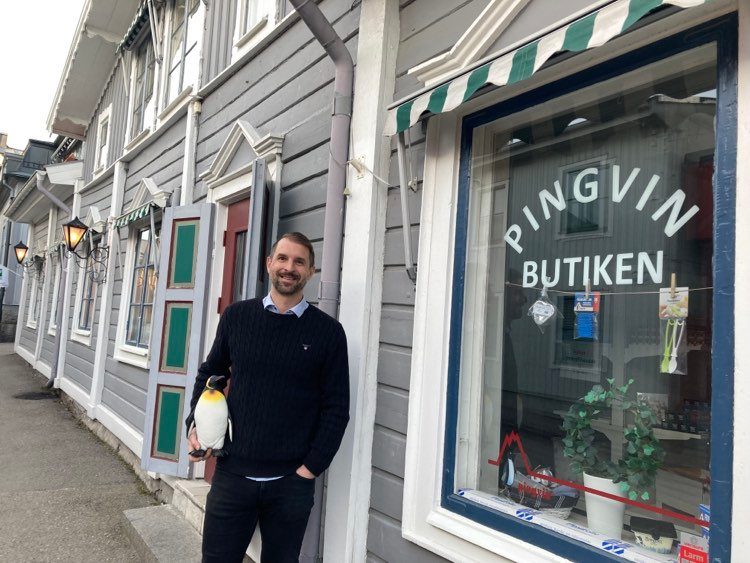 Olle Jakobsson bedriver sitt företag ensam, även om han samarbetar med varumärket Pingvin.