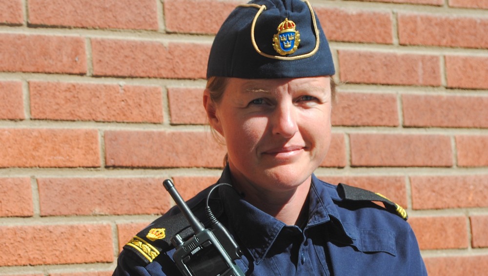 Julia Höglund, kommunpolis för Kumla, Askersund, Laxå och Hallsberg. Lekeberg tillhör polisområde Örebro. Foto:Henrik Östensson
