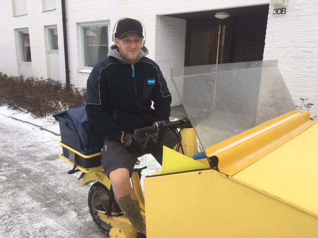 Kör ut post i shorts året runt - Sydnärkenytt